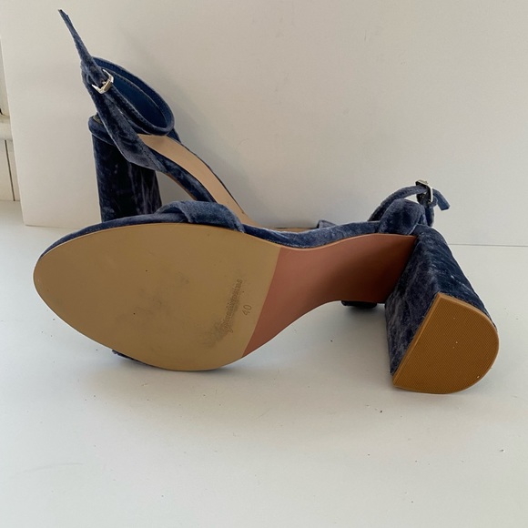 Stradivarius div of Zara strappy sandal new - Picture 3 of 6